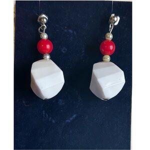 Beaded Dangle Earrings Women’s Vintage Jewelry